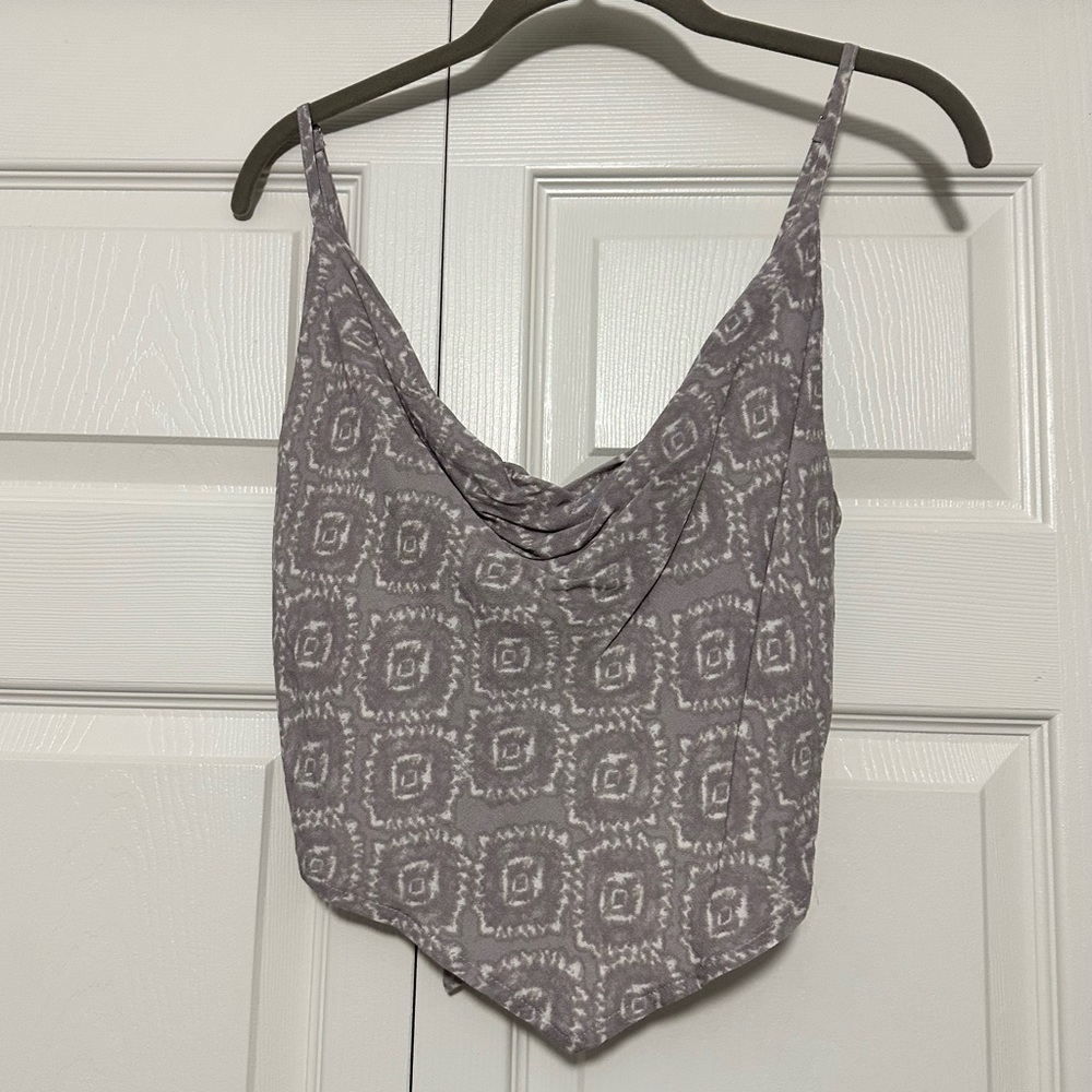 Style Rack Strappy Patterned Cami Top in Gray/Beige‎ Size Medium VGUC